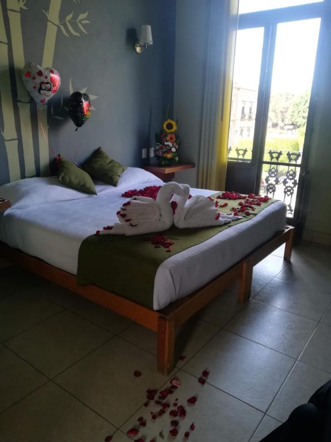 Hotel Plaza Querétaro Екстериор снимка