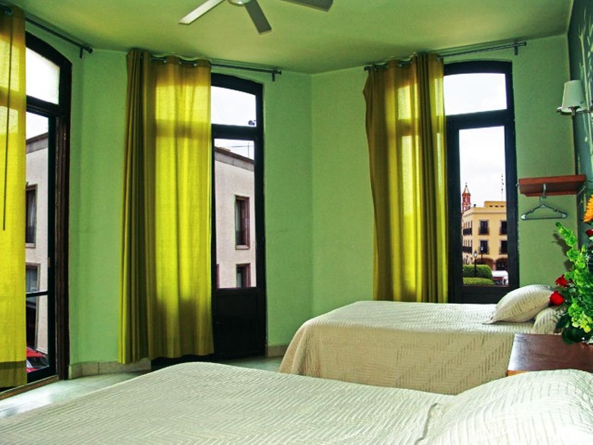 Hotel Plaza Querétaro Екстериор снимка